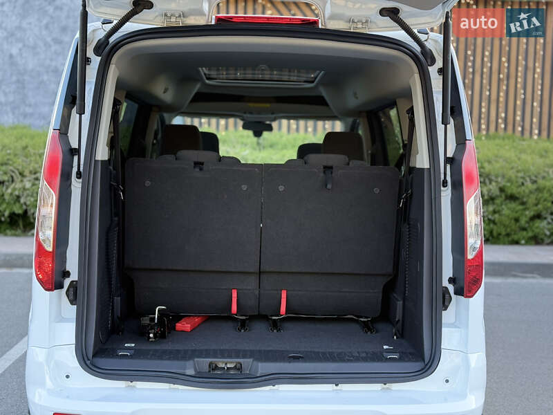 Минивэн Ford Transit Connect 2016 в Киеве