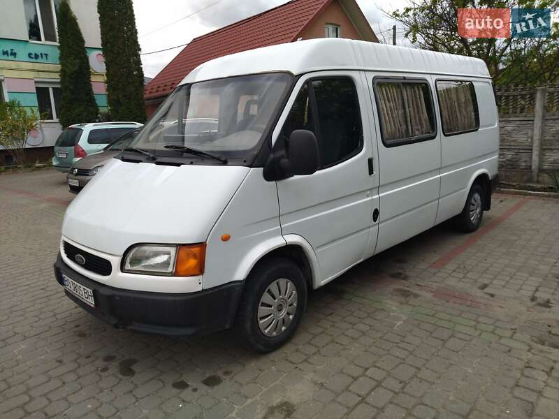 Минивэн Ford Transit Connect 2002 в 
