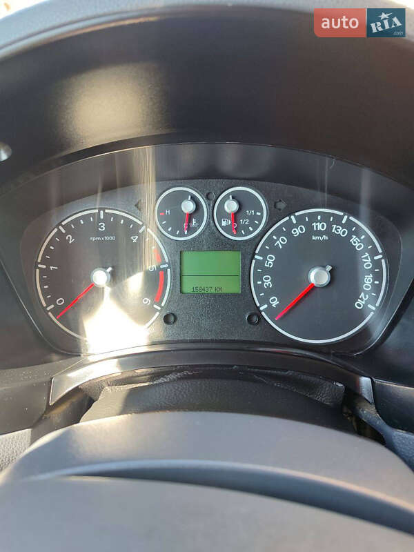 Вантажний фургон Ford Transit Connect 2012 в Києві