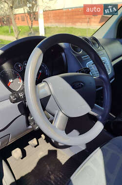Грузовой фургон Ford Transit Connect 2012 в 