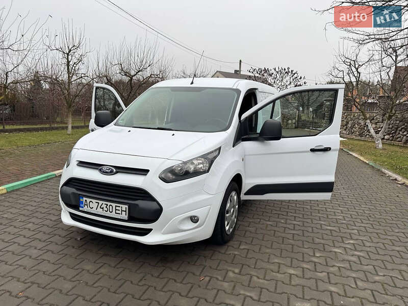 Вантажний фургон Ford Transit Connect 2015 в Луцьку