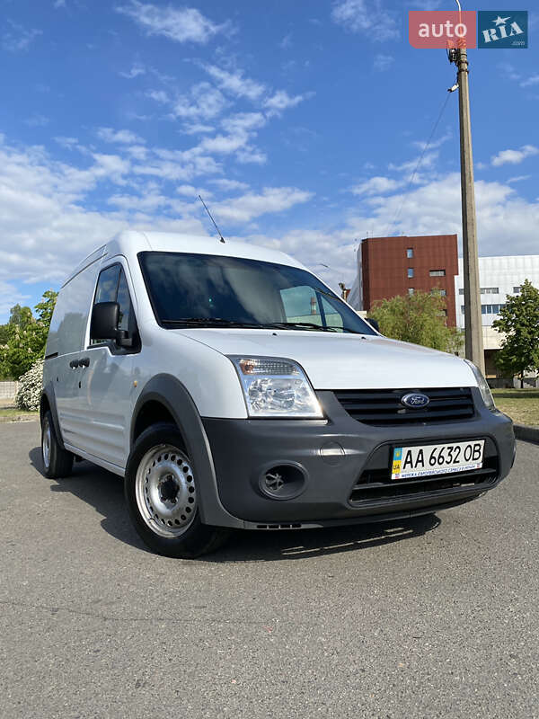 Вантажний фургон Ford Transit Connect 2013 в Києві