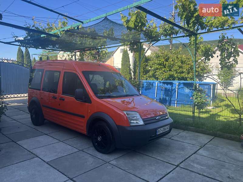 Мінівен Ford Transit Connect 2006 в 