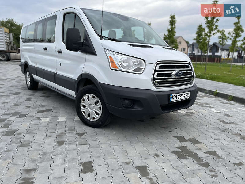 Минивэн Ford Transit Connect 2017 в 