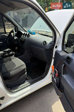 Автовоз Ford Transit Connect 2011 в 