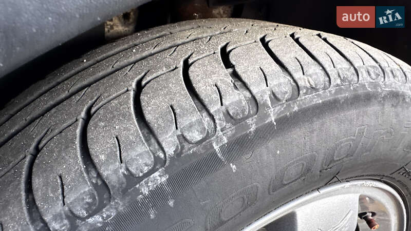 Минивэн Ford Transit Connect 2005 в Киеве