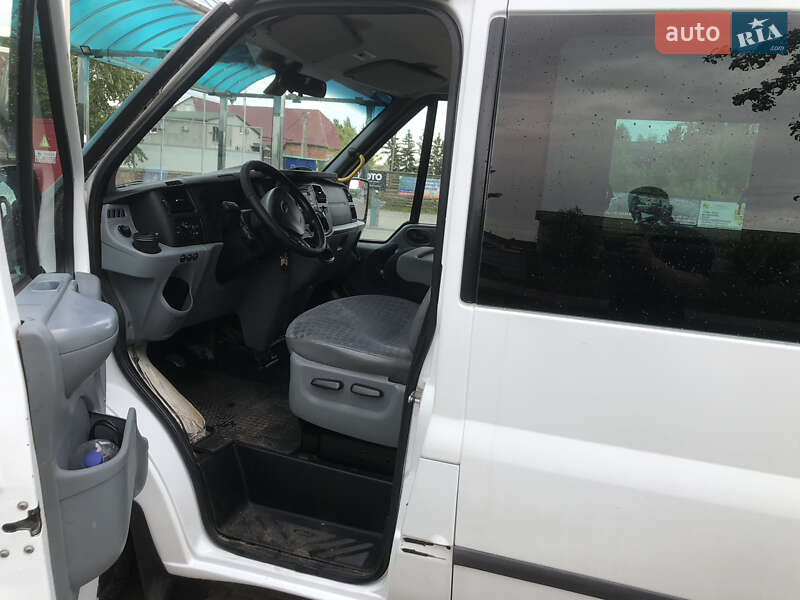 Мінівен Ford Transit Connect 2013 в Рівному