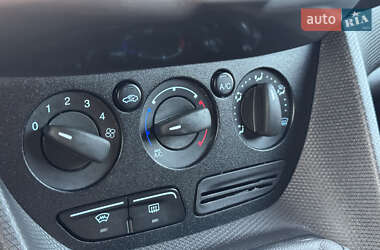 Грузовой фургон Ford Transit Connect 2017 в 