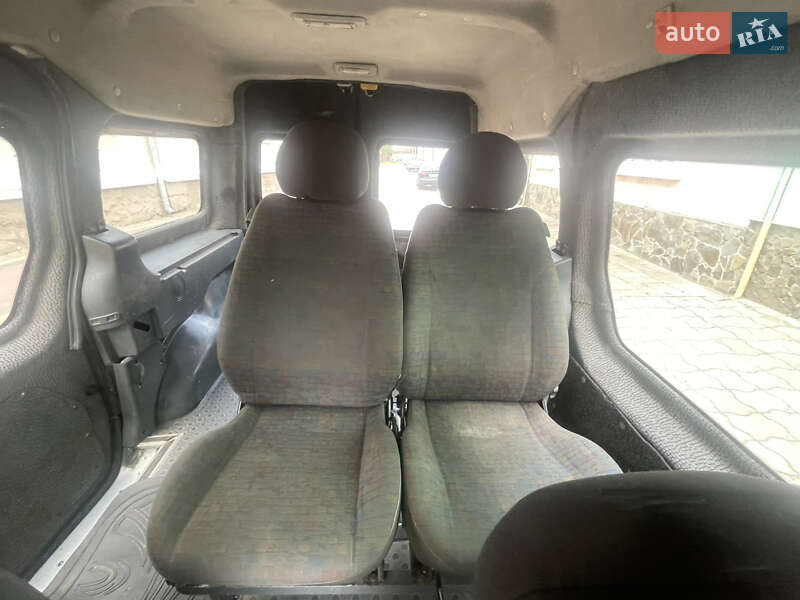 Мінівен Ford Transit Connect 2004 в Стрию
