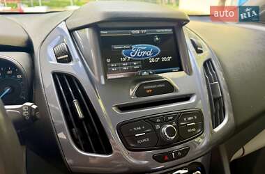 Минивэн Ford Transit Connect 2016 в 
