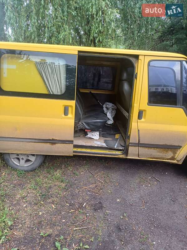 Минивэн Ford Transit Connect 2003 в Славянске фото 5 Минивэн Ford Transit Connect 2003 в Славянске