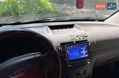Мінівен Ford Transit Connect 2004 в 
