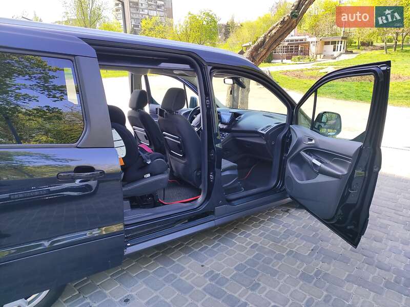 Минивэн Ford Transit Connect 2013 в Запорожье