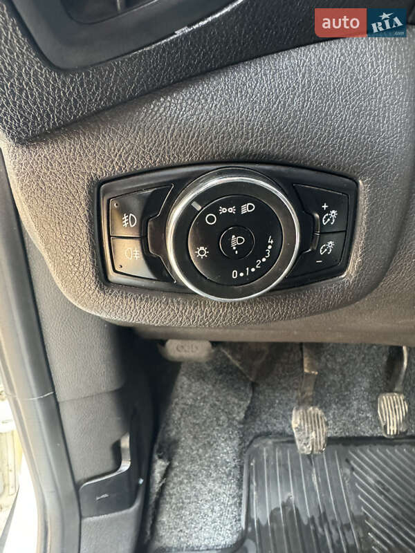 Грузовой фургон Ford Transit Connect 2016 в Сумах фото 11 Грузовой фургон Ford Transit Connect 2016 в Сумах