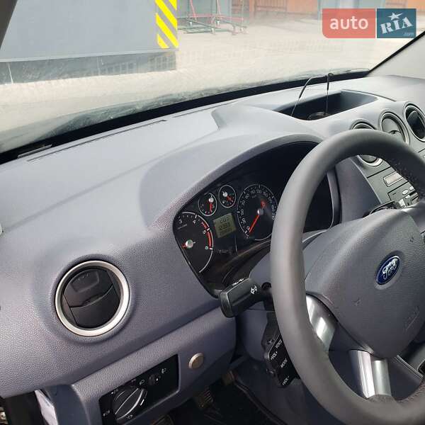 Грузовой фургон Ford Transit Connect 2013 в Харькове
