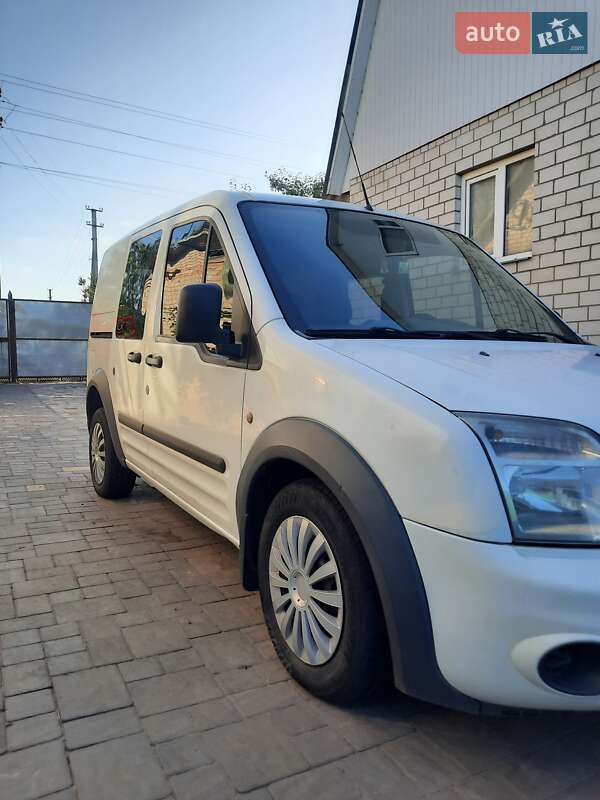 Минивэн Ford Transit Connect 2010 в Сарнах