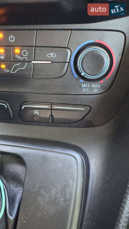 Вантажний фургон Ford Transit Connect 2019 в Києві