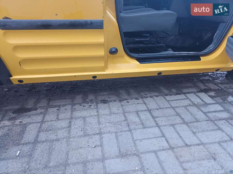 Вантажний фургон Ford Transit Connect 2004 в Сторожинці фото 10 Вантажний фургон Ford Transit Connect 2004 в Сторожинці