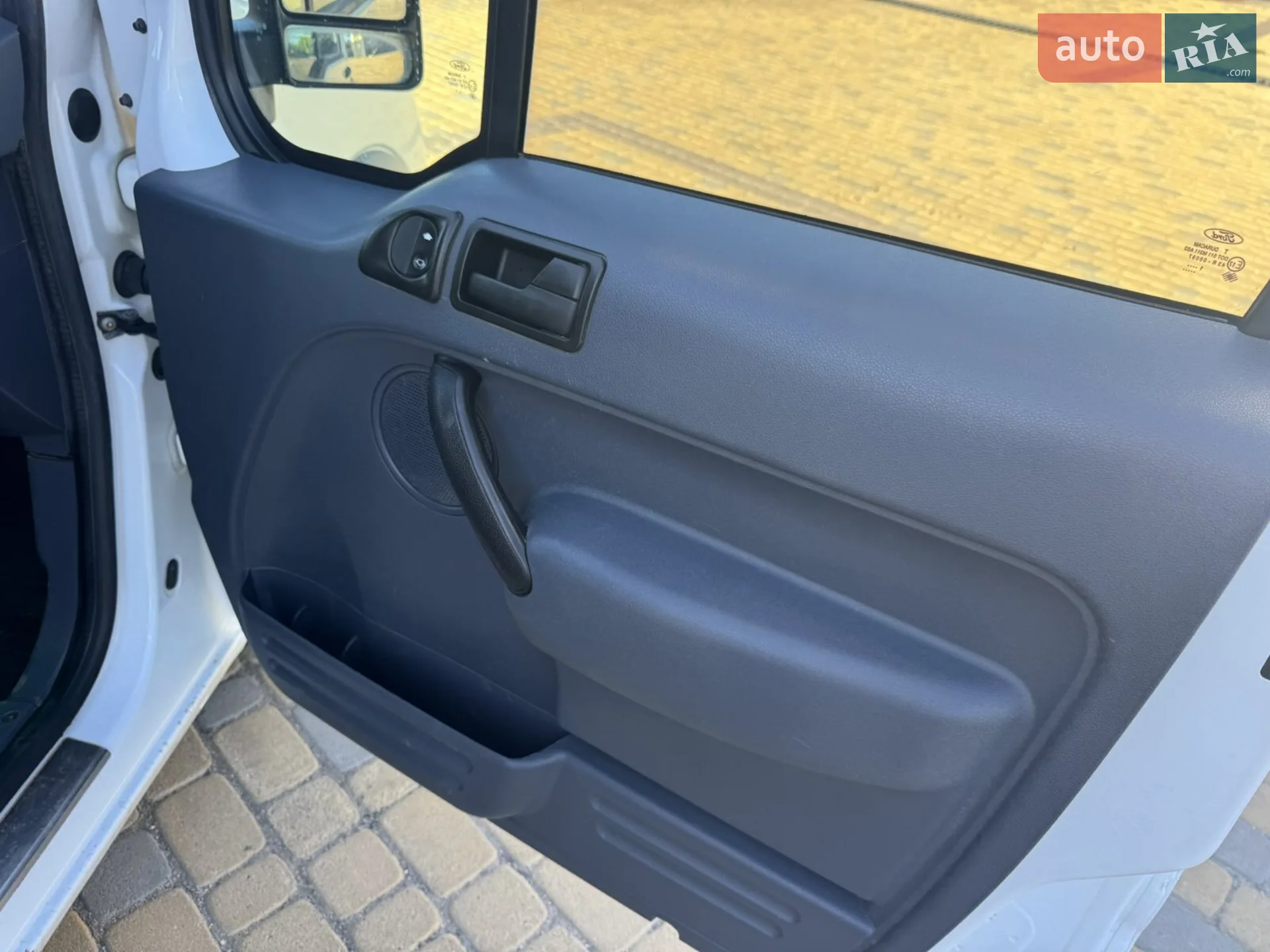 2011 Ford Transit Connect - мініатюра 12