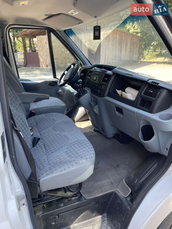 Вантажний фургон Ford Transit Connect 2013 в Хоросткові