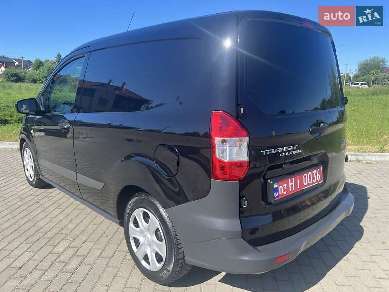 Вантажний фургон Ford Transit Connect 2022 в Львові