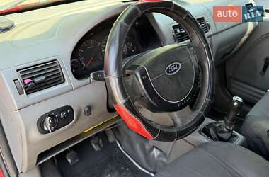 Минивэн Ford Transit Connect 2004 в 
