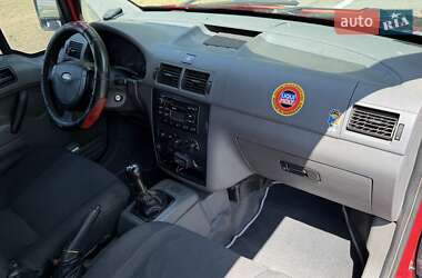 Минивэн Ford Transit Connect 2004 в 