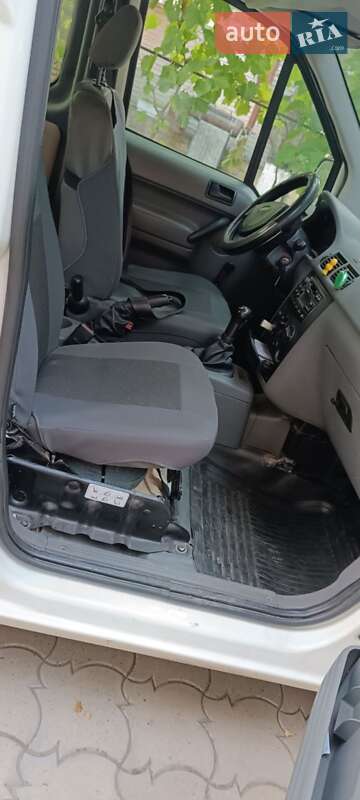 Мінівен Ford Transit Connect 2005 в Ямполі фото 6 Мінівен Ford Transit Connect 2005 в Ямполі