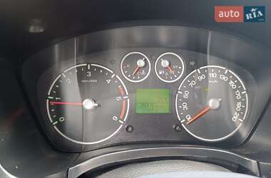 Вантажний фургон Ford Transit Connect 2010 в 