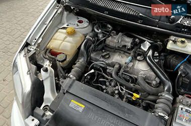 Грузовой фургон Ford Transit Connect 2011 в 