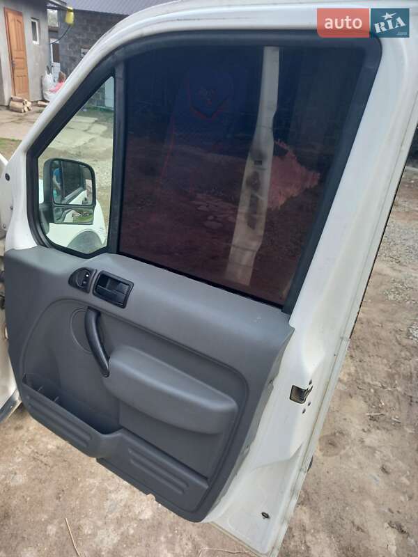 Минивэн Ford Transit Connect 2006 в Калуше