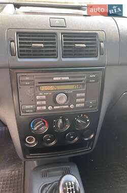 Грузовой фургон Ford Transit Connect 2006 в 