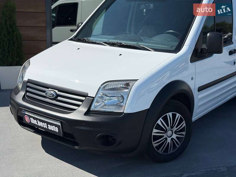 Грузовой фургон Ford Transit Connect 2009 в Ровно
