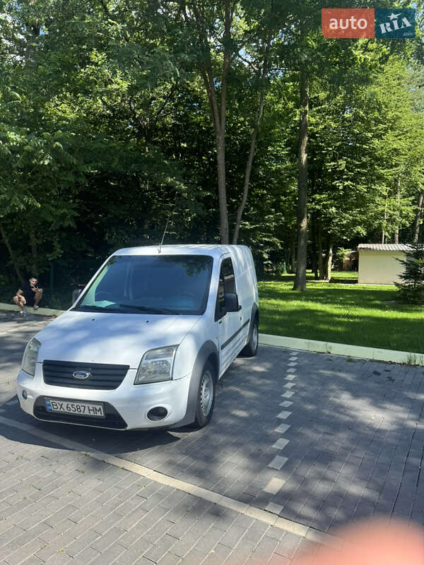 Грузовой фургон Ford Transit Connect 2010 в Шепетовке