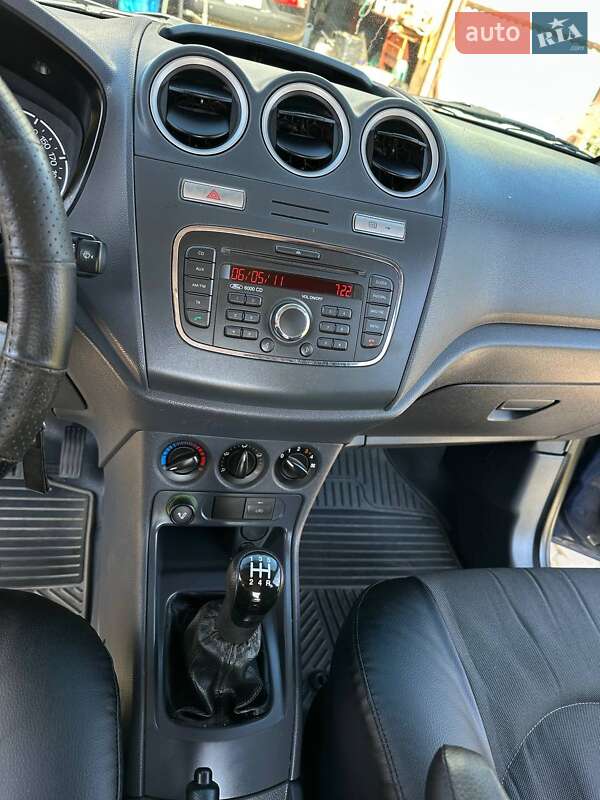 Мінівен Ford Transit Connect 2011 в Камені-Каширському