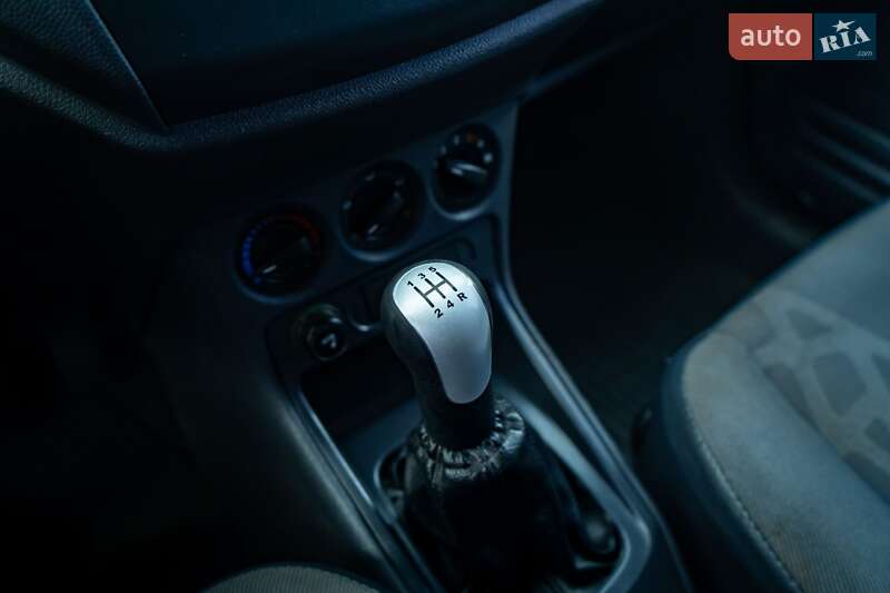 Вантажний фургон Ford Transit Connect 2011 в Києві фото 11 Вантажний фургон Ford Transit Connect 2011 в Києві