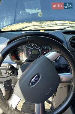 Мінівен Ford Transit Connect 2010 в 