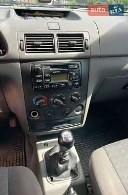 Вантажний фургон Ford Transit Connect 2003 в 