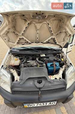 Мінівен Ford Transit Connect 2005 в 