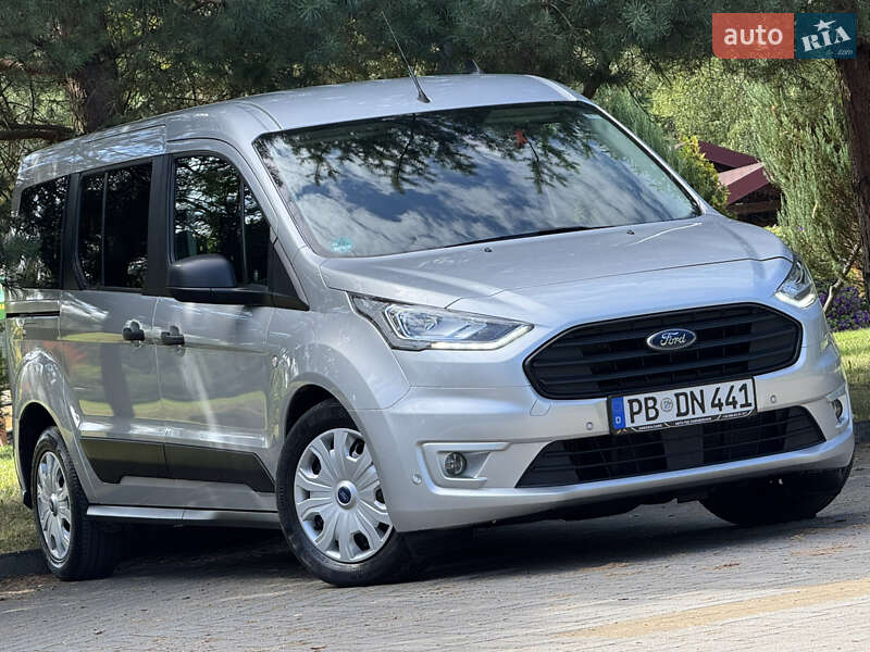 Минивэн Ford Transit Connect 2020 в 