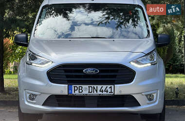 Минивэн Ford Transit Connect 2020 в 