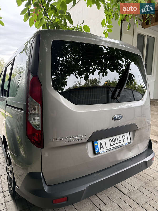 Минивэн Ford Transit Connect 2017 в Березане