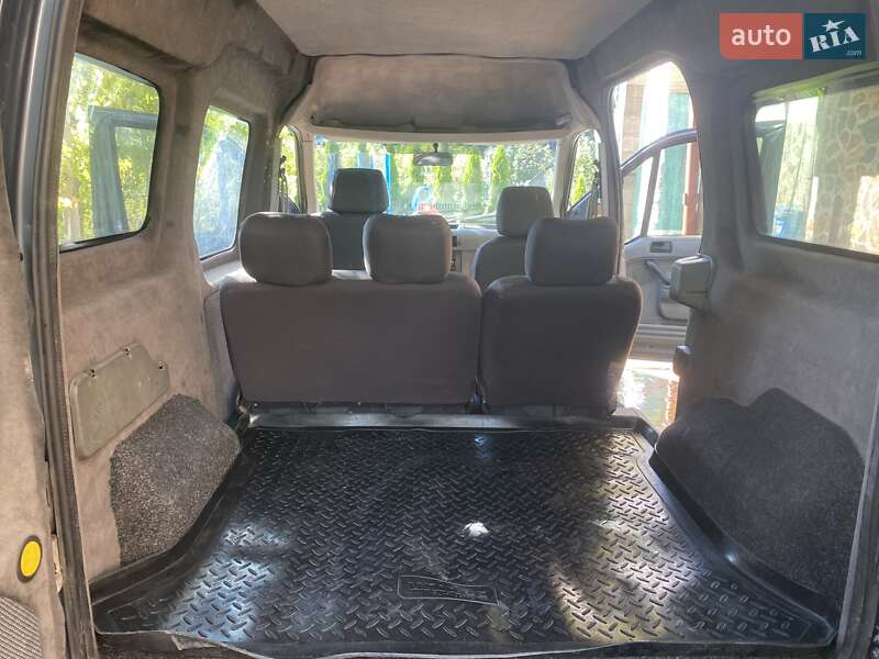 Мінівен Ford Transit Connect 2002 в Виноградові