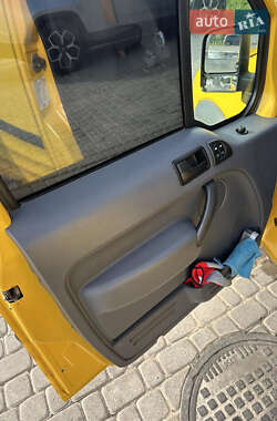Грузовой фургон Ford Transit Connect 2008 в 