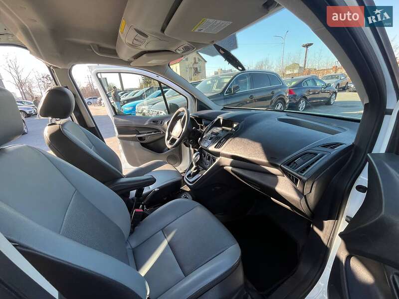 Вантажний фургон Ford Transit Connect 2016 в Львові