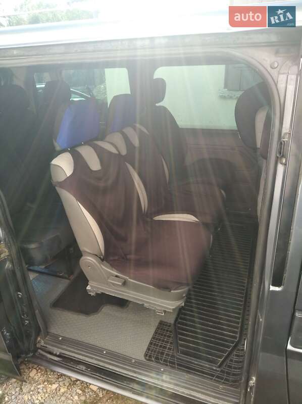 Мінівен Ford Transit Connect 2006 в Коломиї