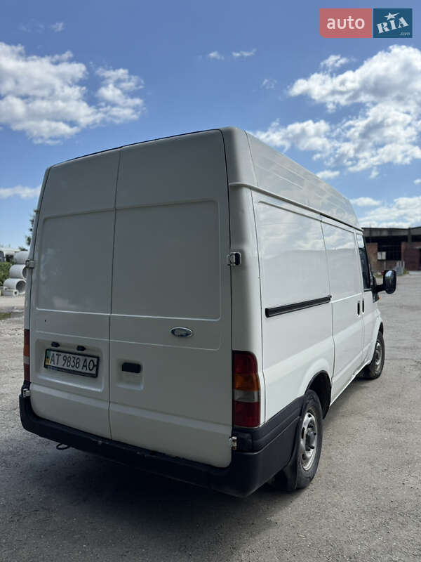 Грузовой фургон Ford Transit Connect 2004 в Надворной
