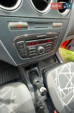 Вантажний фургон Ford Transit Connect 2009 в 