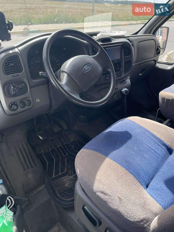 Минивэн Ford Transit Connect 2004 в Киеве