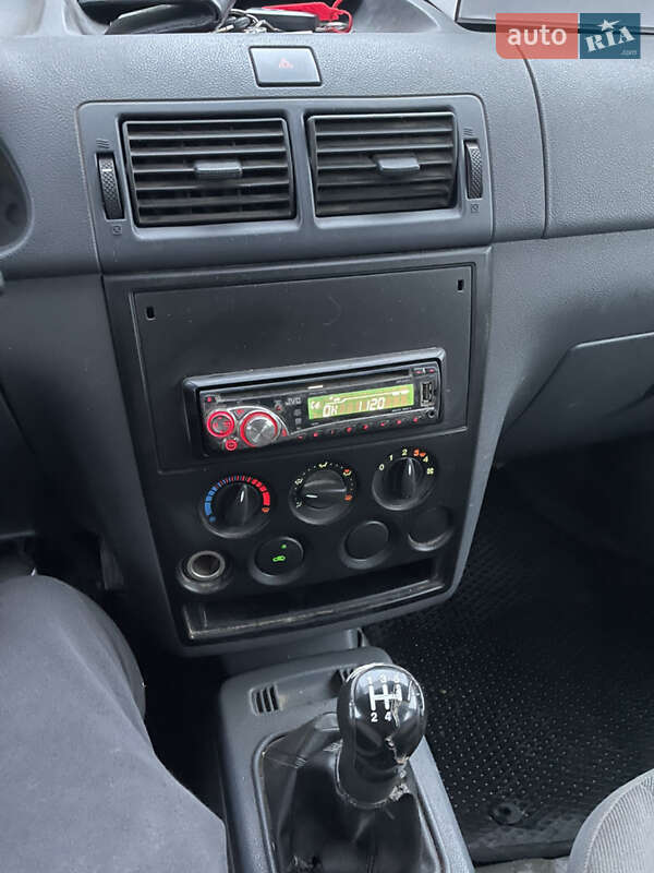 Мінівен Ford Transit Connect 2009 в Ізяславі